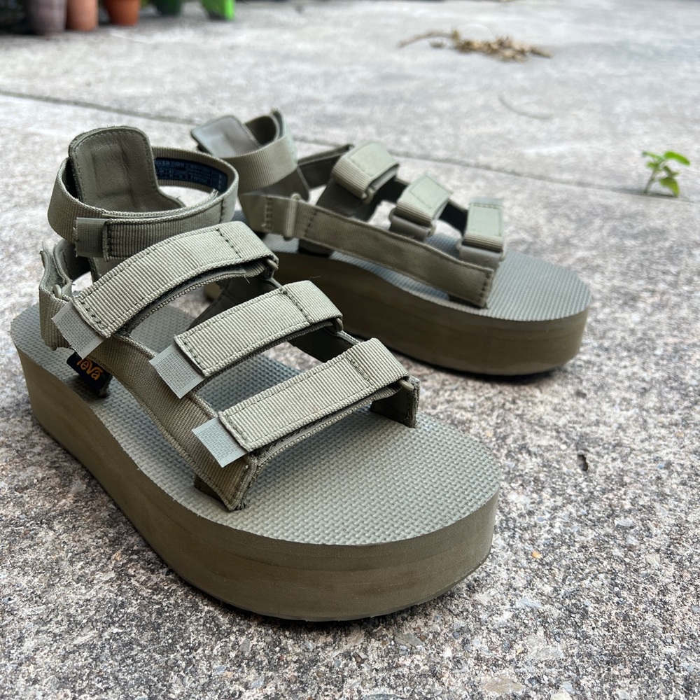 Teva Flatform Mevia
